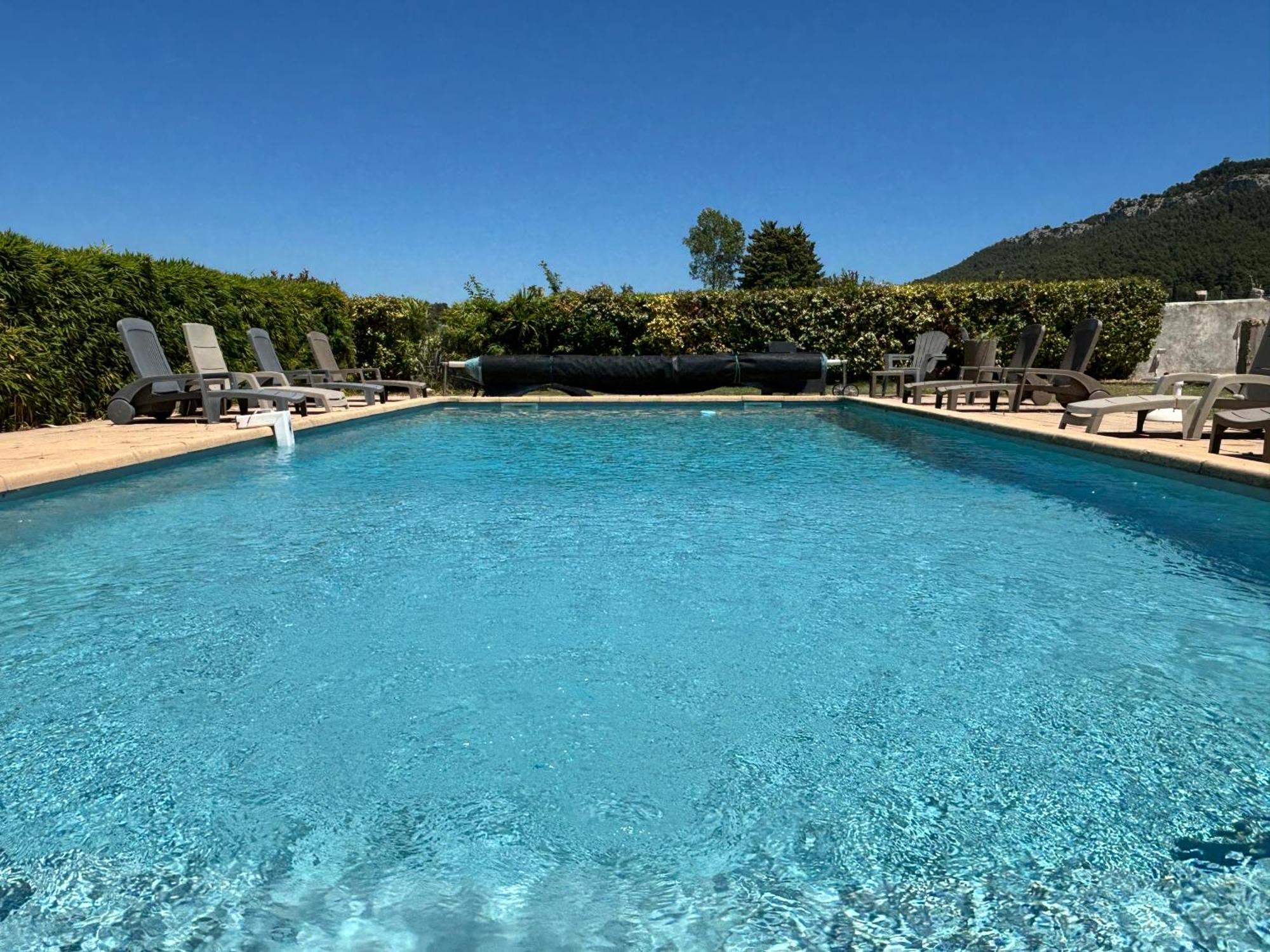 Appart. 4 Pers A 6 Kms De Cassis Avec Acces Piscine Рокфор-ла-Бедуль Экстерьер фото